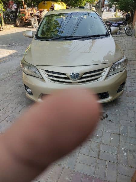 Toyota Corolla Altis 2013 5