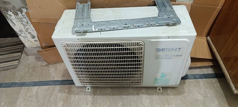 DC inverter 1.5 ton heat & Cool orient 2