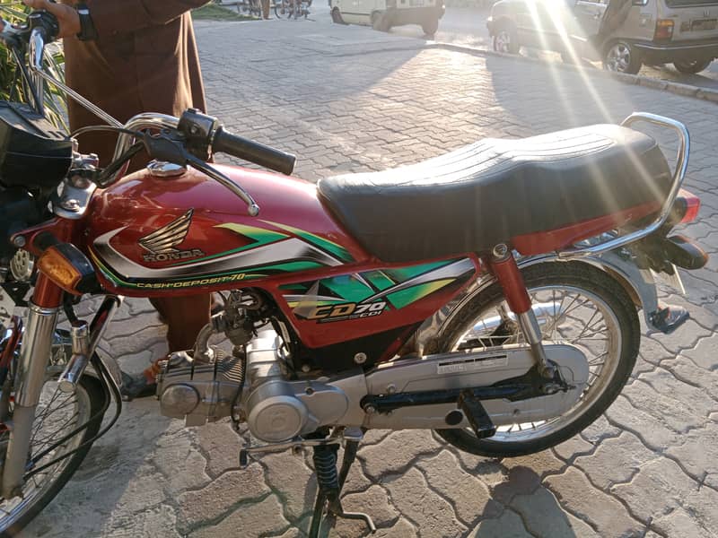 Honda CD 70  registration Islamabad  bio matric available  smart card 1