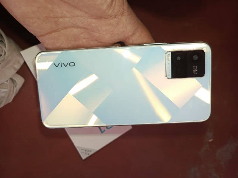 vivo y21   4/64 1