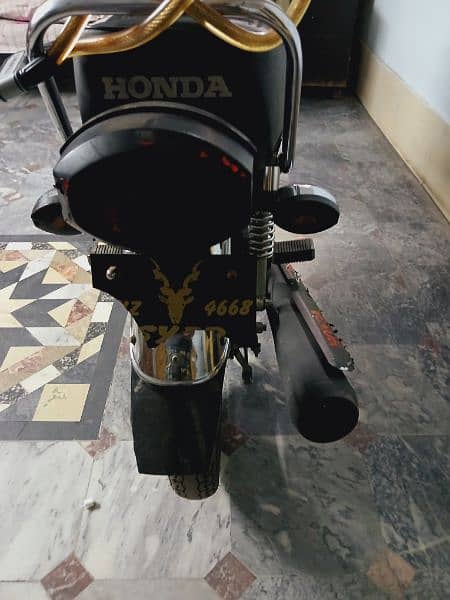 HONDA CG 125 SE IN EXCELLENT CONDTION 2023 STICKER 1