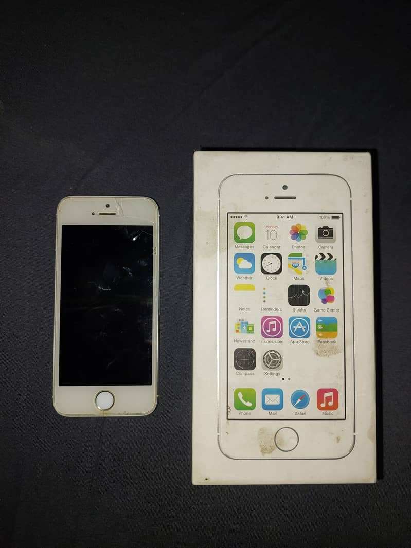 iPhone 5s silver 1