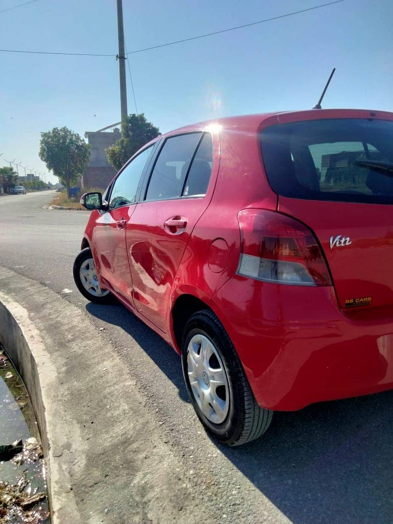 Toyota Vitz 2008 3