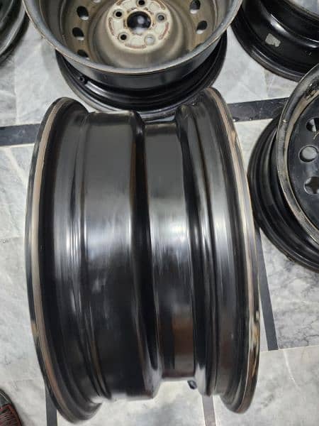 Rims Genuine Corolla GLI 15 inch excellent condition 2