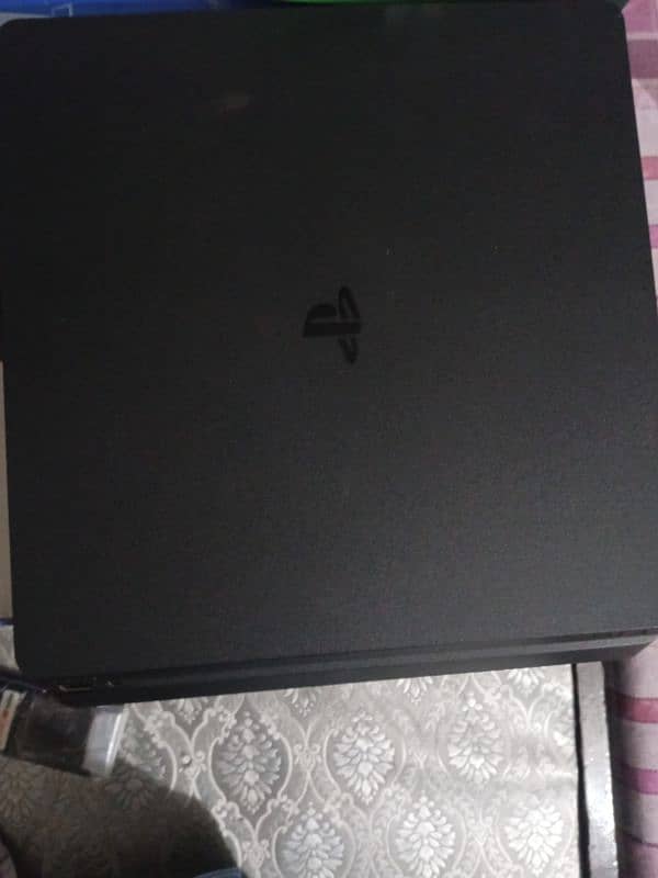 ps4 slim 1TB 1