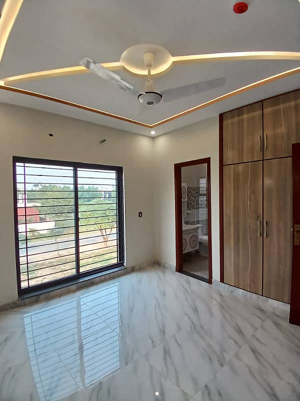 Five Marla House For Rent Very Hot Location In Dha Rahber 11Sector 2 3