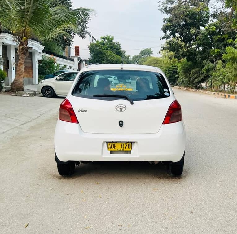 TOYOTA VITZ F 1.0 MODEL 2007 | REG 2010 5