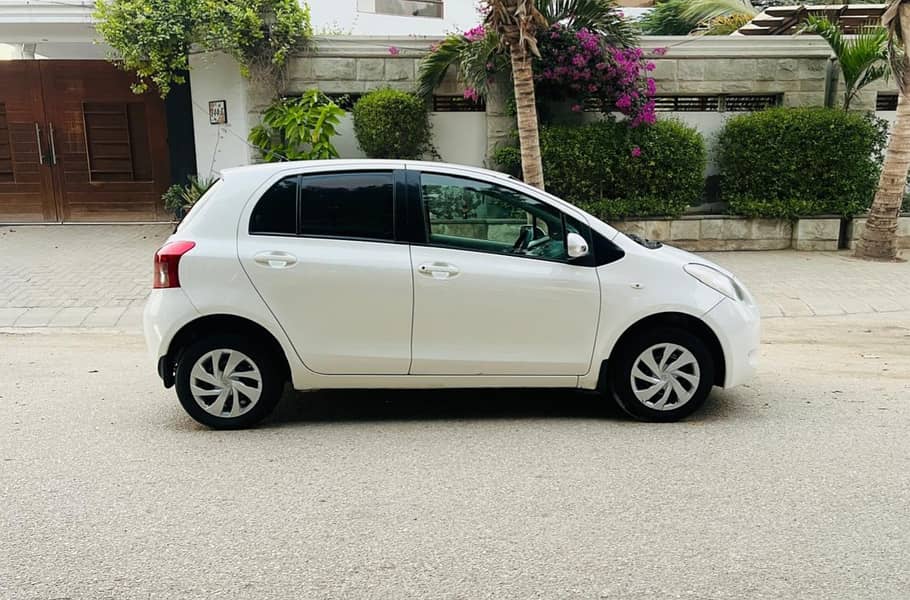 TOYOTA VITZ F 1.0 MODEL 2007 | REG 2010 7