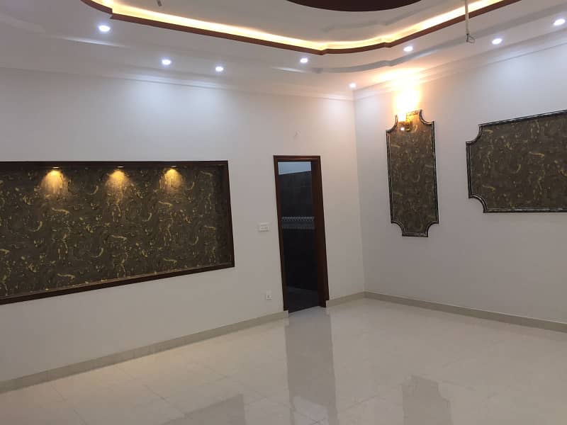 8 MARLA UPPER PORTION FOR RENT IN DHA 11 RAHBER SECTOR 1 8