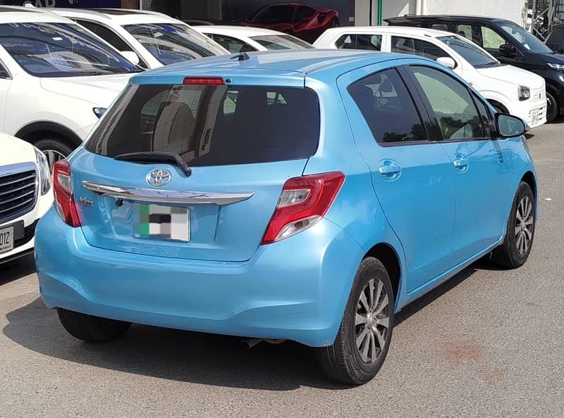 Toyota Vitz 2014 2