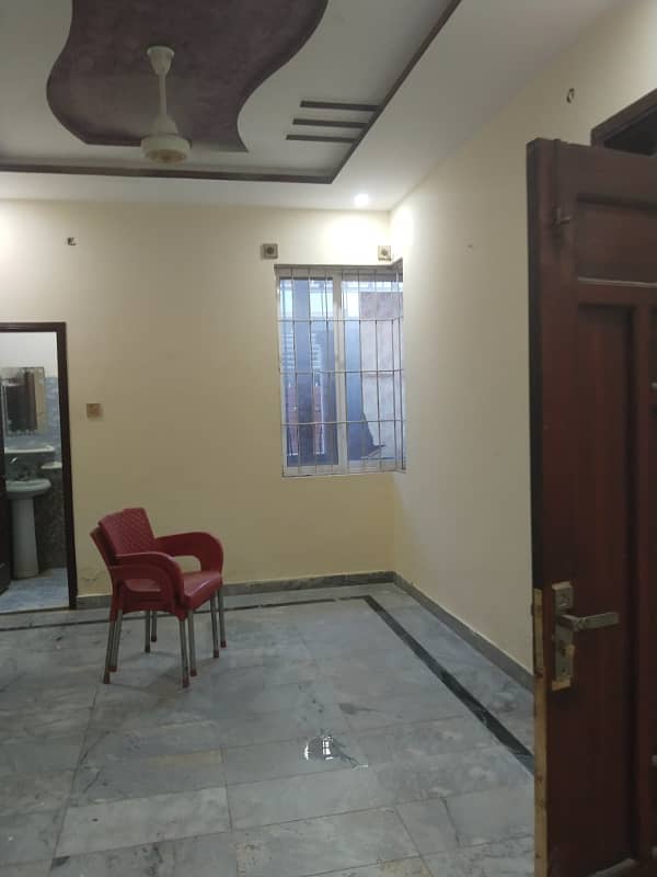 Ghouri town pH 4c2 2.5 story house for rent 3