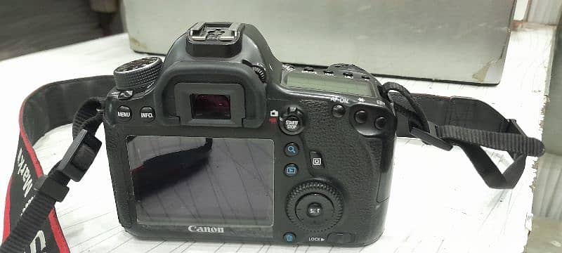 Canon 6D 0