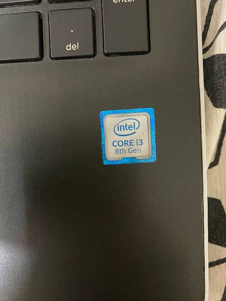 hp intel core i3 8 generation 3