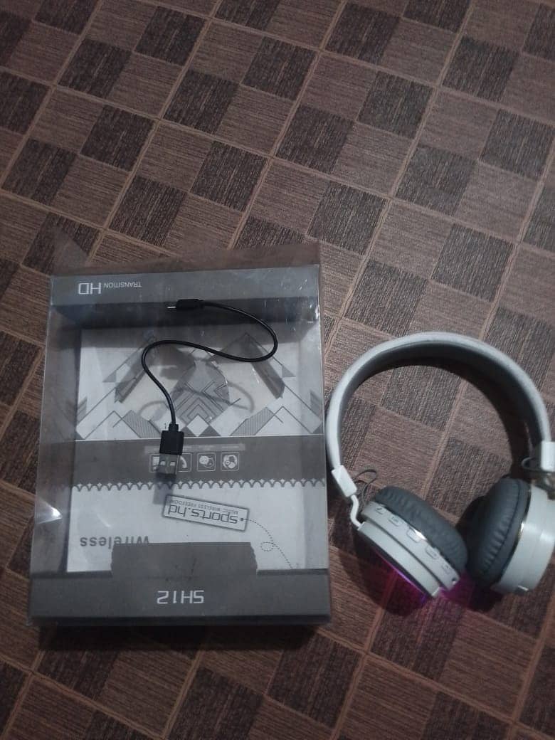 SH12 Headphones. . wattsapp 03325646939 1