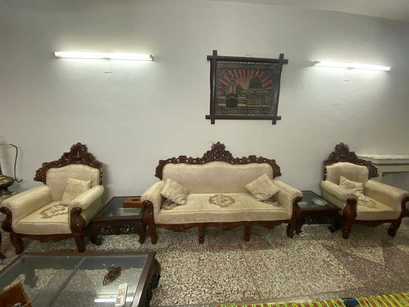 chnioti carving 5 seater sofa set 0