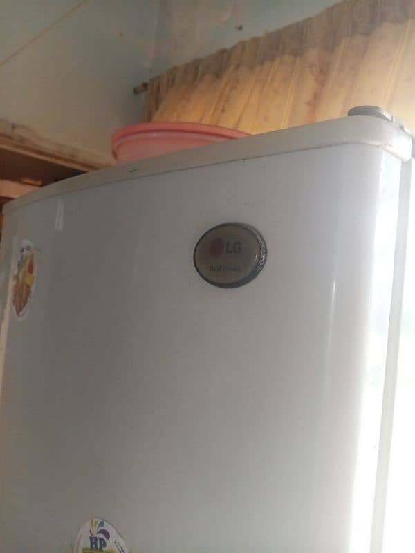 LG fridge for Sale 7