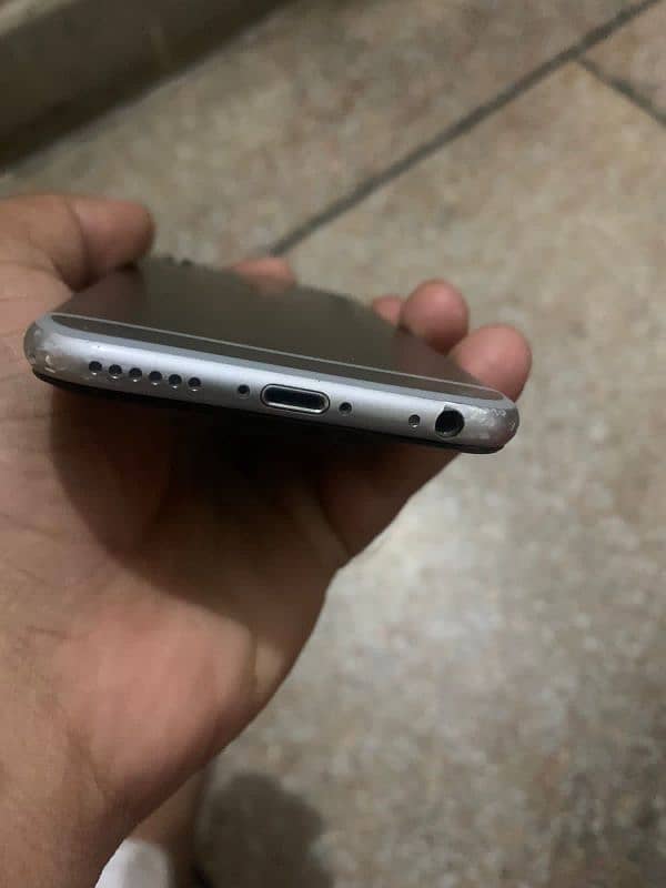 Am Selling My Iphone 6 3