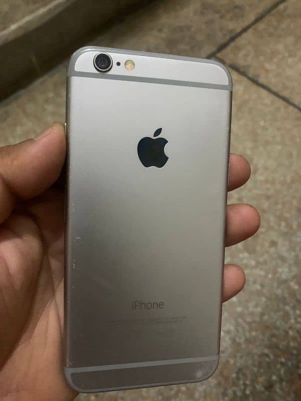 Am Selling My Iphone 6 4