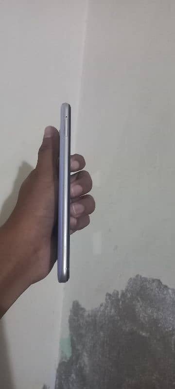 Vivo y30.4/128 3