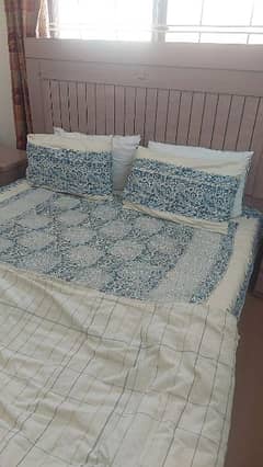 Double Bed King size 0