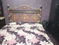 King bed with 100% Condition 0