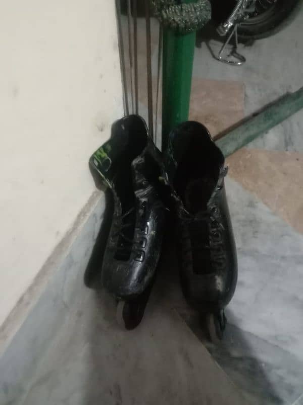 skating shoes size 7 1