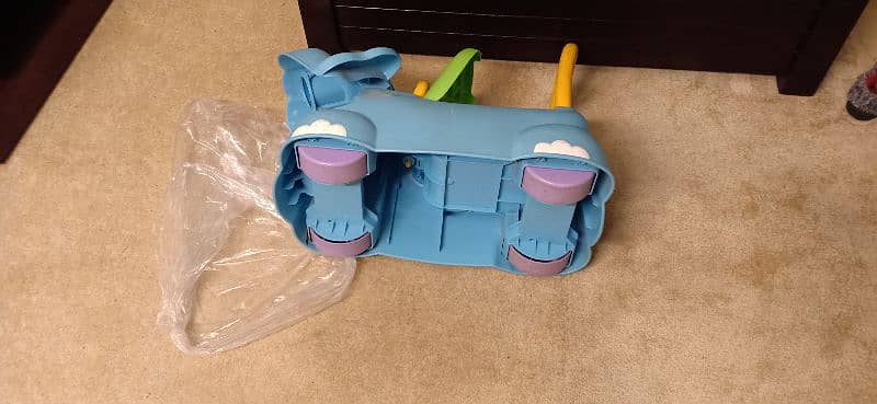 Little Tikes kids car 1