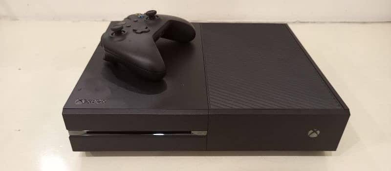 Xbox One 500 gb 1