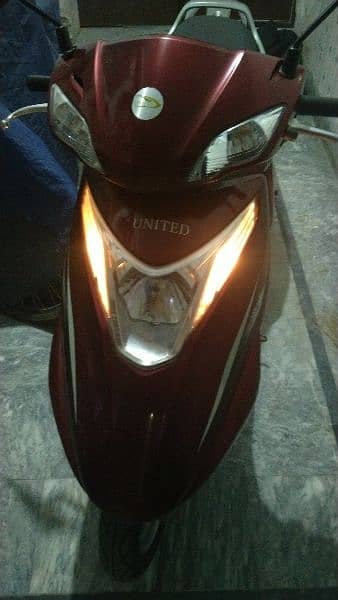 United scooty 100cc available for sale 5