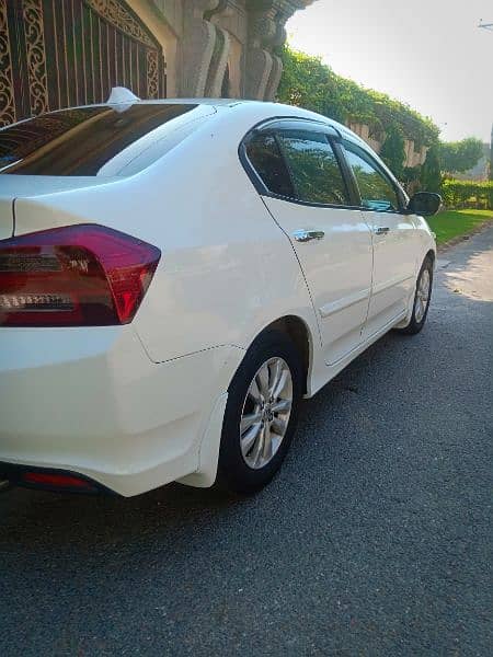 Honda City Aspire 2018 12