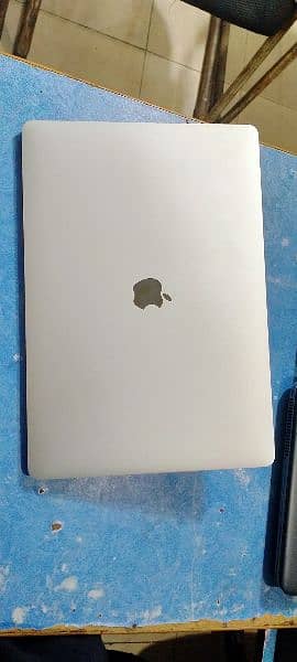 Limited Time Offer Apple MacBook Pro 2017 15" 2