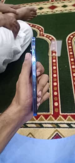 Tecno camon 20 for sale 10 by 10 condition  original 33 w fst charger