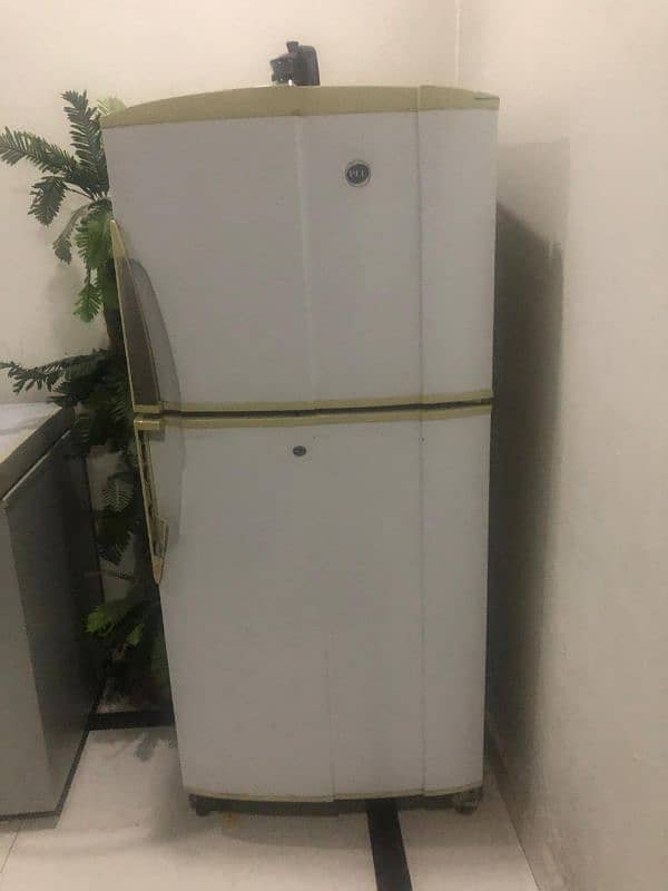 Pel Refrigerator / Mob# 03351469165 0