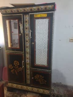 Almari good condition 0