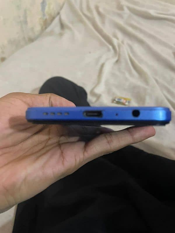 Infinix note12 8+8  128 with only box 5