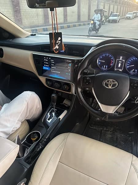 Toyota Corolla Altis 2018 4