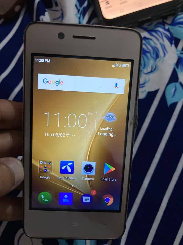 QMobile lt100 1gb ram 8gb Memory pta approve dual sim 1