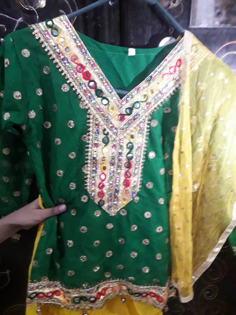 Mayo mehndi gharara 1