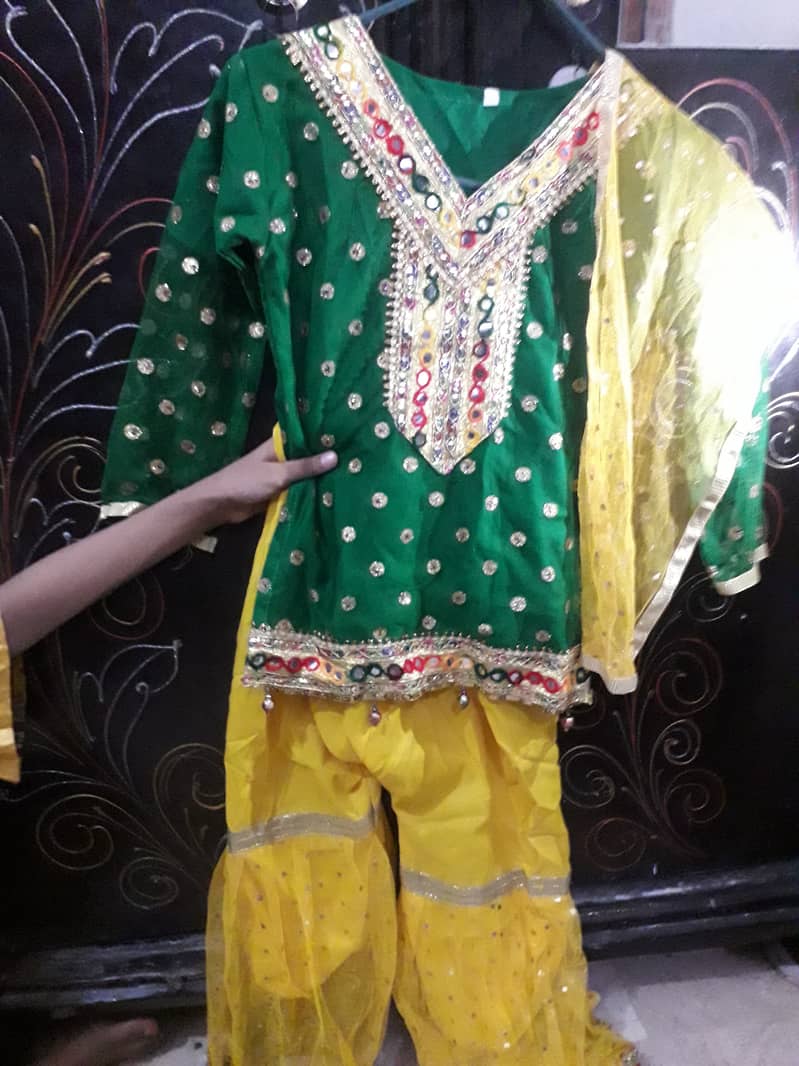 Mayo mehndi gharara 2