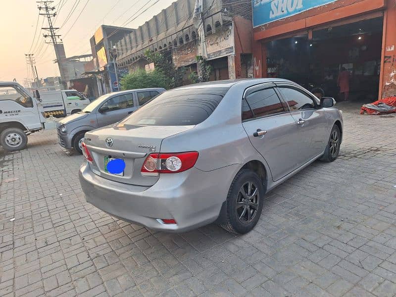 Toyota Corolla GLI 2013 1