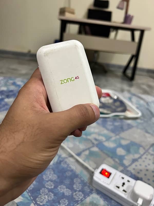 Zong 4g Bolt+ 1