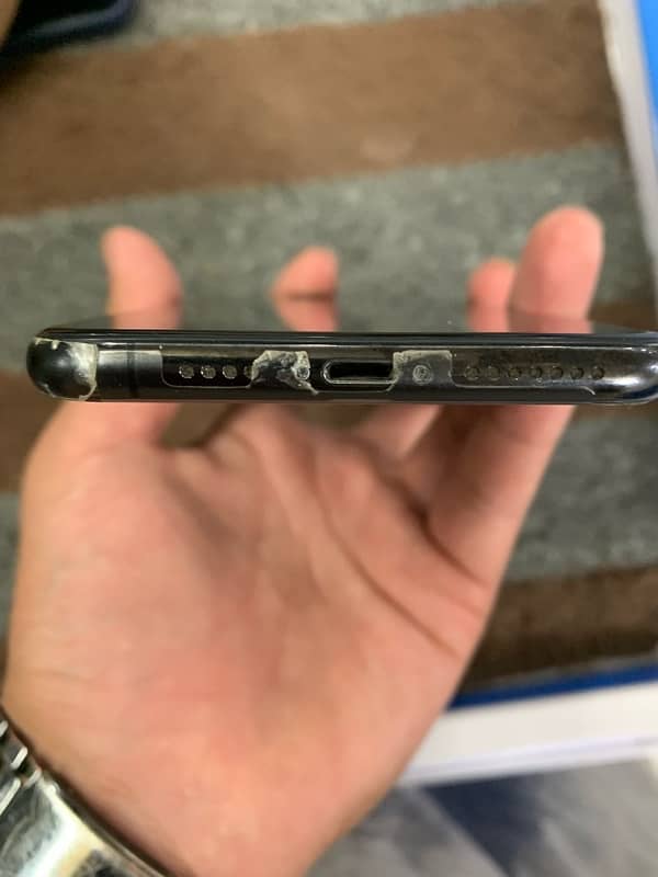 iphone xmax non water pack pta proof 1