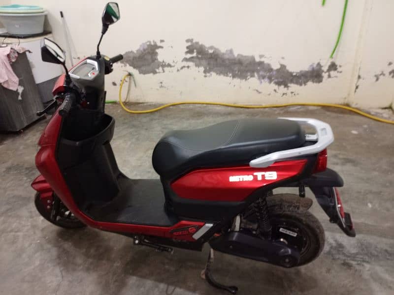 Metro T9 EV bike 3