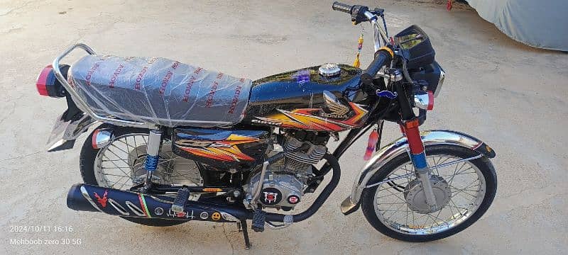 Honda cg 125cc 21 model hai letter me hai sab apne alat me hai sab ok 2