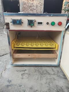 full Automatic eggs incubator like new only 3 time use 0