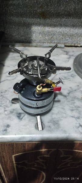 dual fuel American brand camping stove 1