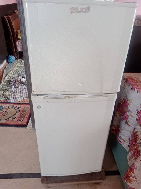 Dawlance refrigerator for sale 3