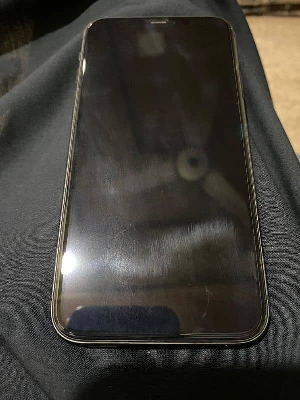 iPhone 11 (64 GB Non Pta) 2