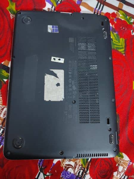 HP i7-6600U 1