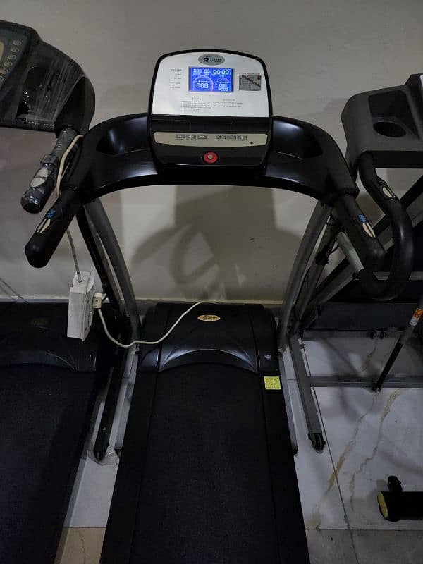 treadmils. (0309 5885468). gym cycles. ellapticals. spin bike. home gym 8